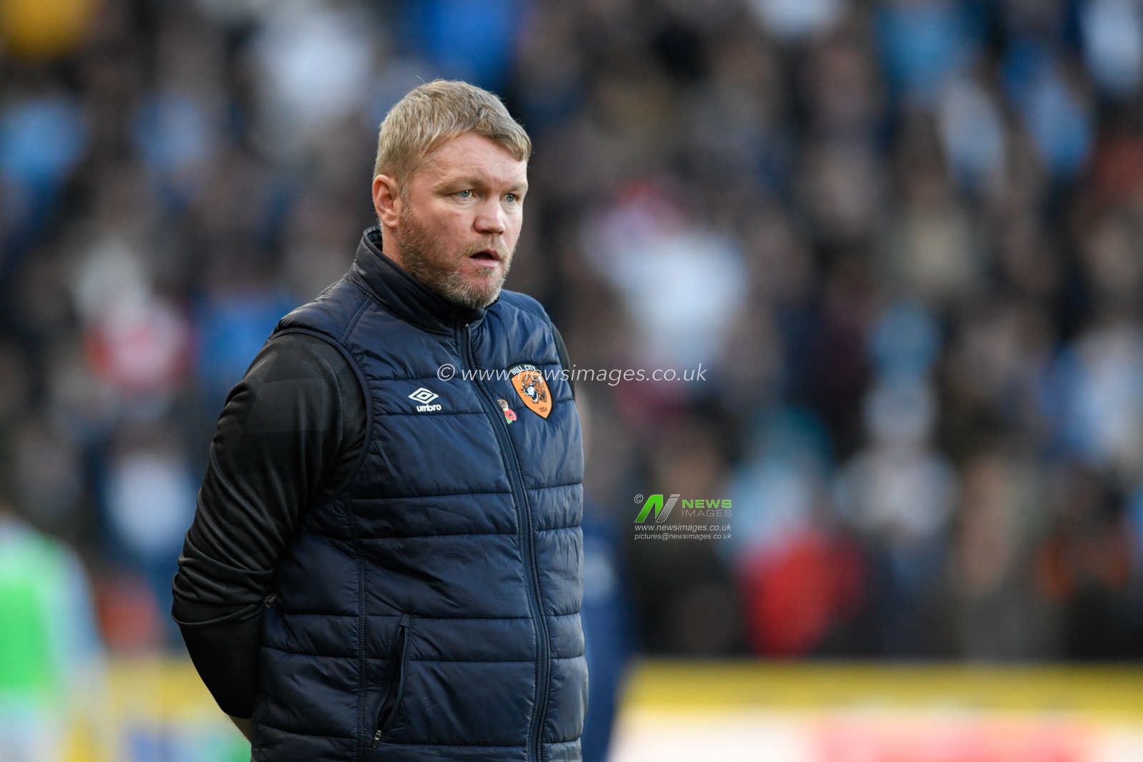 Grant McCann manager of Hull City watches the game from the technical area