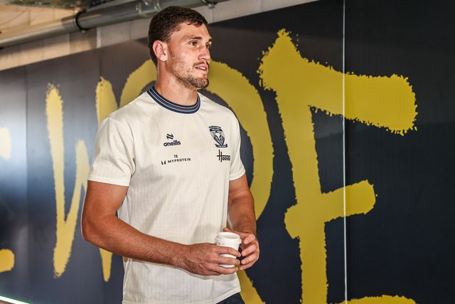 Sam Stone of Warrington Wolves arrives during the Betfred Super League round 12 match Warrington Wolves vs Bradford Bulls at The Halliwell Jones Stadium, Warrington, United Kingdom on 24 May 2026

(Photo by Alfie Cosgrove/News Images)