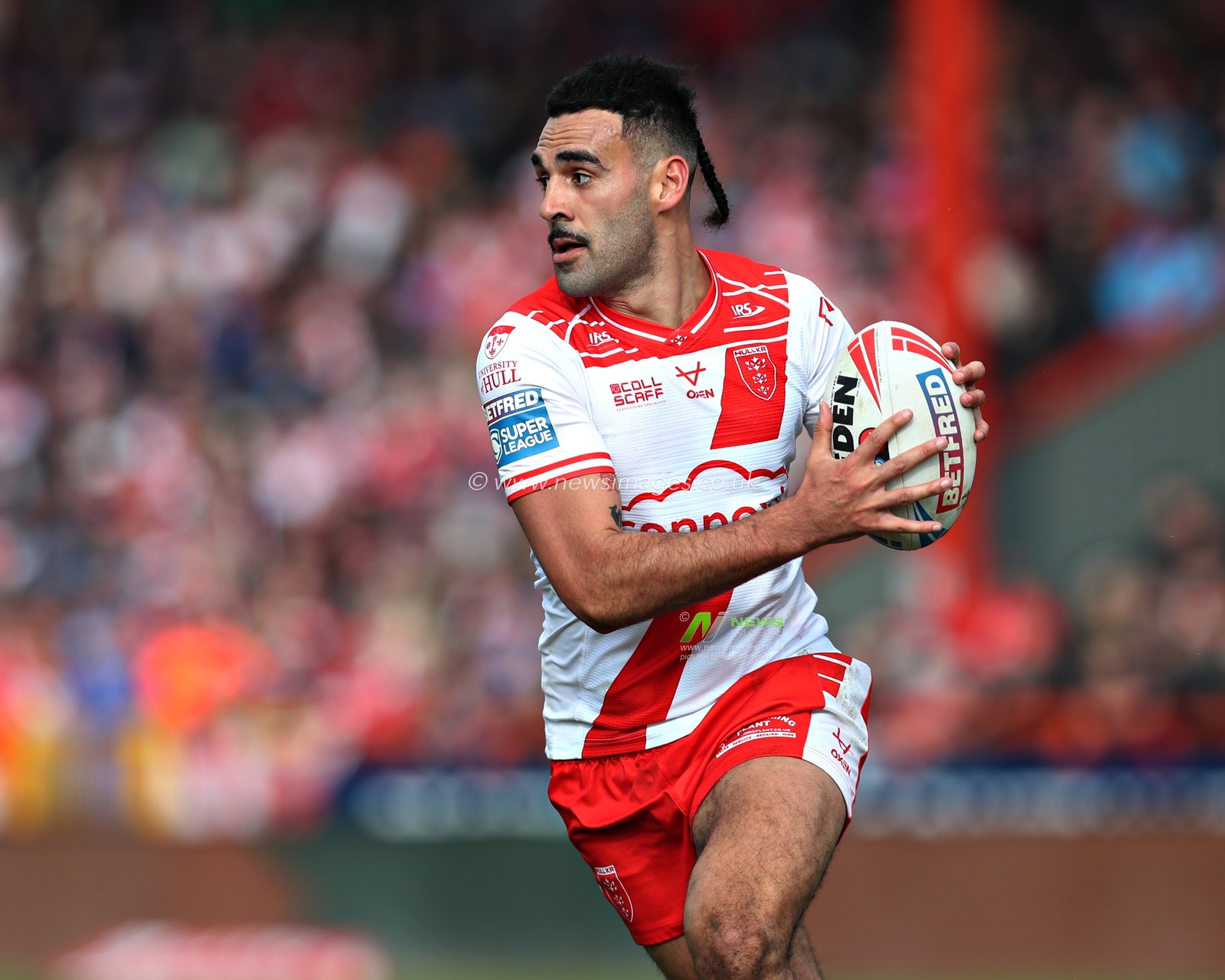 Elliot Minchella of Hull KR during the Betfred Super League Round 5 match Hull KR vs Leigh Leopards at Sewell Group Craven Park, Kingston upon Hull, United Kingdom, 22nd March 2025

(Photo by Sam Eaden/News Images)