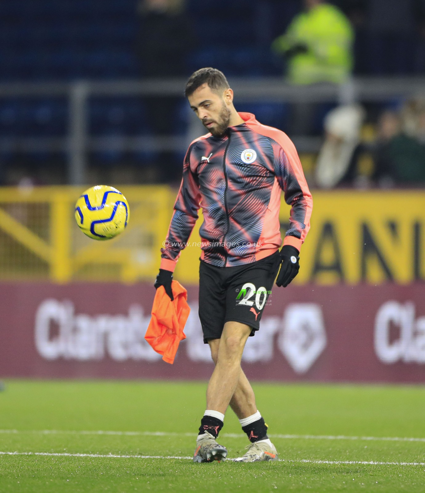 3rd December 2019, Turf Moor, Burnley, England; Premier League, Burnley v Manchester City : Bernardo Silva (20) of Manchester City warms up for the game

Credit: Conor Molloy/News Images