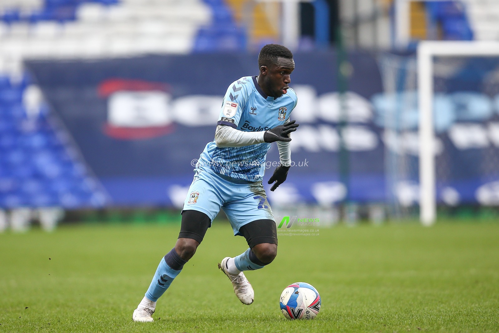 Julien Dacosta #29 of Coventry City dribbles the ball