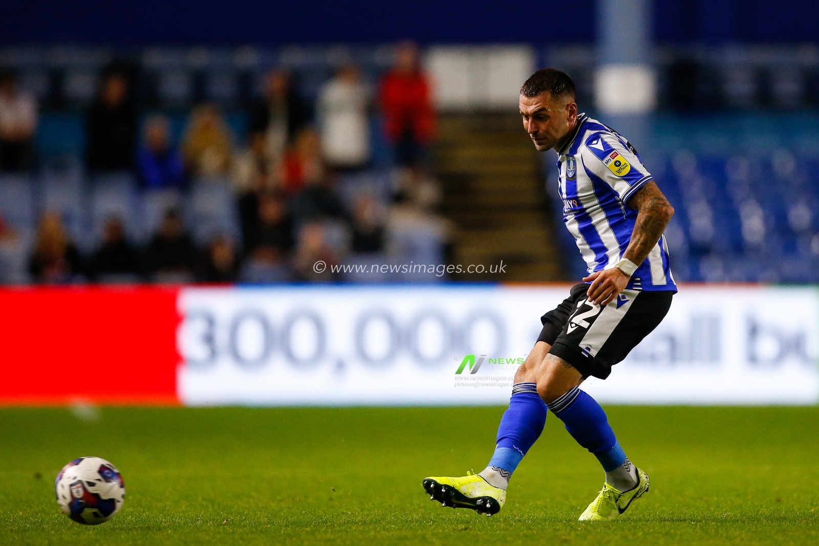 Jack Hunt #32 of Sheffield Wednesday during the Papa John's Trophy match Sheffield Wednesday vs Burton Albion at Hillsborough, Sheffield, United Kingdom, 20th September 2022

(Photo by Ben Early/News Images)