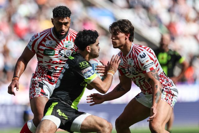 Betfred Magic Weekend 2025 Leigh Leopards v Catalans Dragons