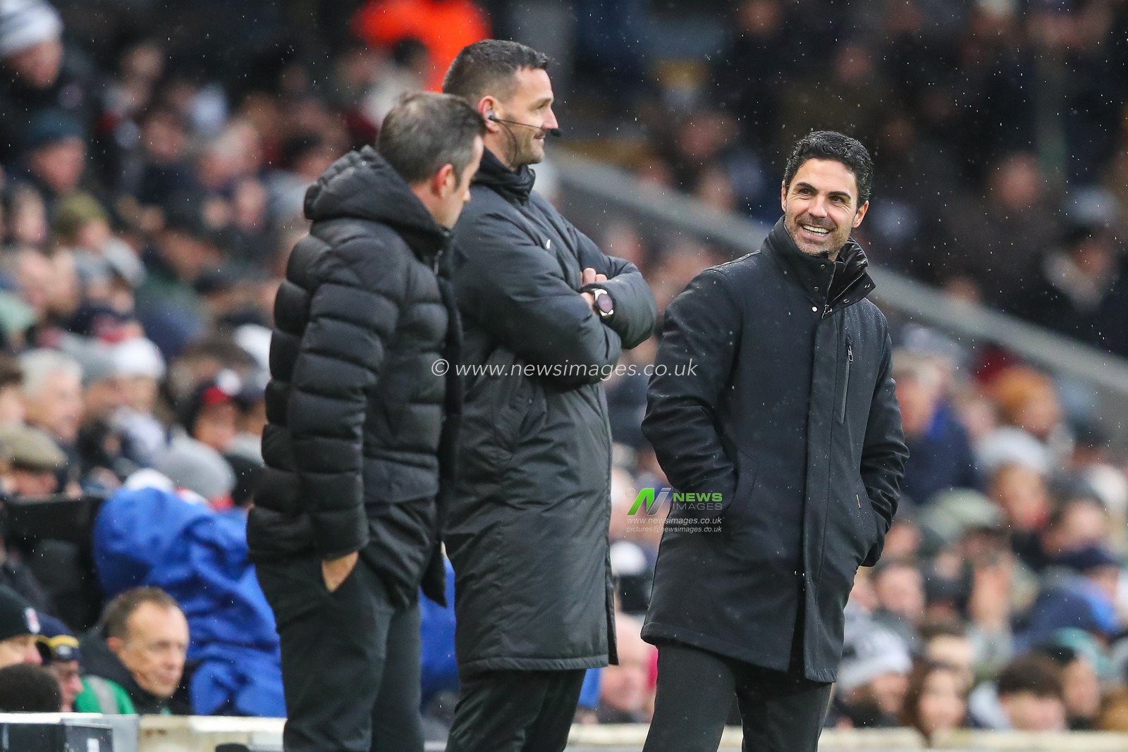 Mikel Arteta Manager of Arsenal during the Premier League match Fulham vs Arsenal at Craven Cottage, London, United Kingdom, 8th December 2024

(Photo by Gareth Evans/News Images)