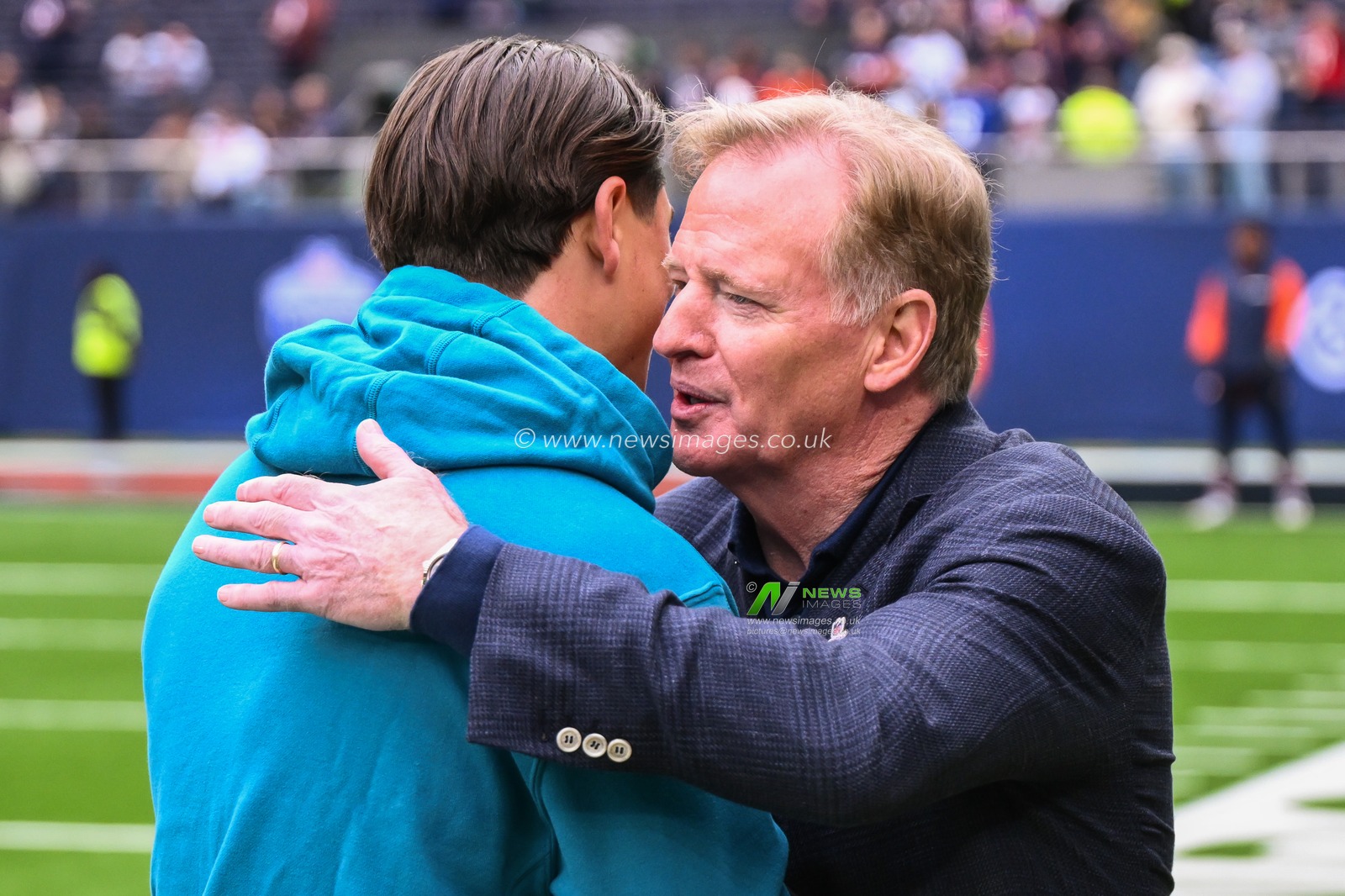 NFL Commissioner Roger Goodell embraces Louis Rees-Zammit of the Jacksonville Jaguars ahead of the Week 6 match Chicago Bears vs Jacksonville Jaguars at Tottenham Hotspur Stadium, London, United Kingdom, 13th October 2024

(Photo by Craig Thomas/News Images)