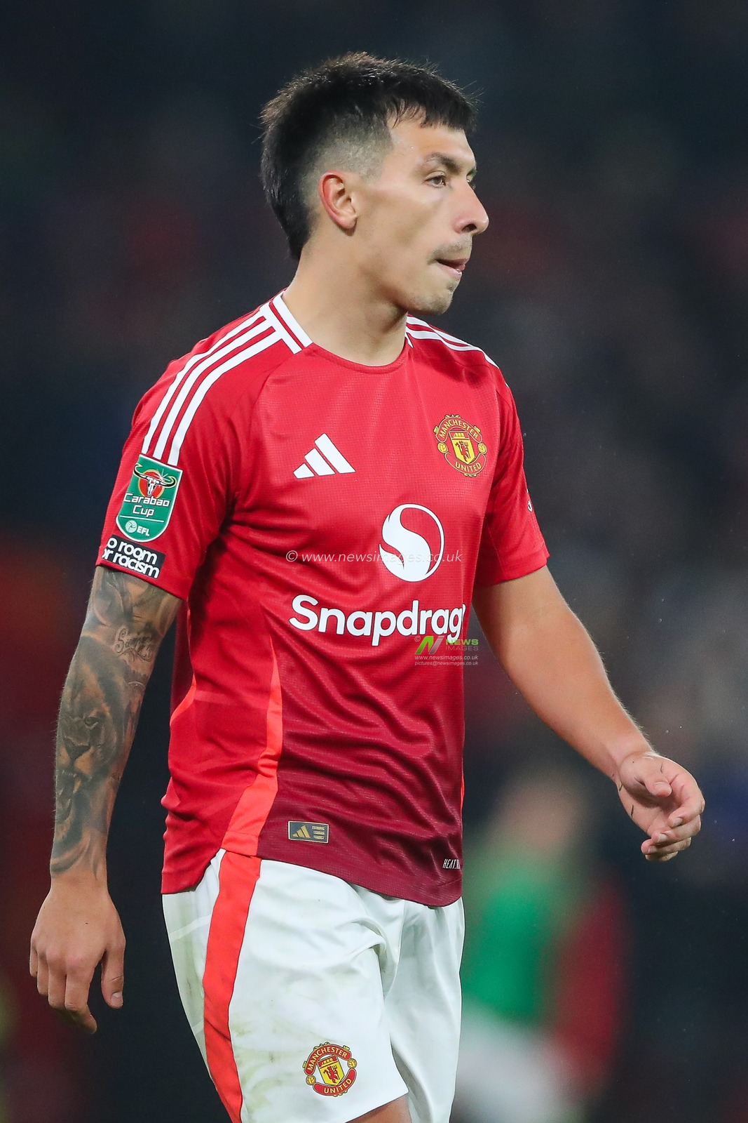 Lisandro MartÃ­nez of Manchester United during the Carabao Cup Last 16 match Manchester United vs Leicester City at Old Trafford, Manchester, United Kingdom, 30th October 2024

(Photo by Gareth Evans/News Images)