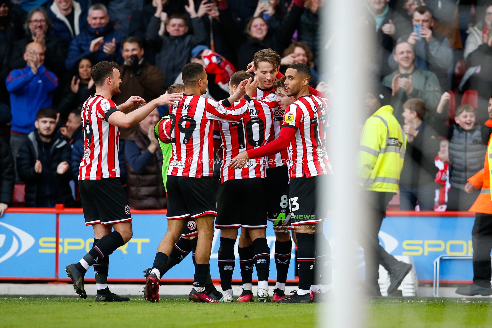 Sander Berge #8 of Sheffield United Celebrates scoring a goal to make it 1-0 during the Sky Bet Championship match Sheffield United vs Swansea City at Bramall Lane, Sheffield, United Kingdom, 11th February 2023

(Photo by Ben Early/News Images)