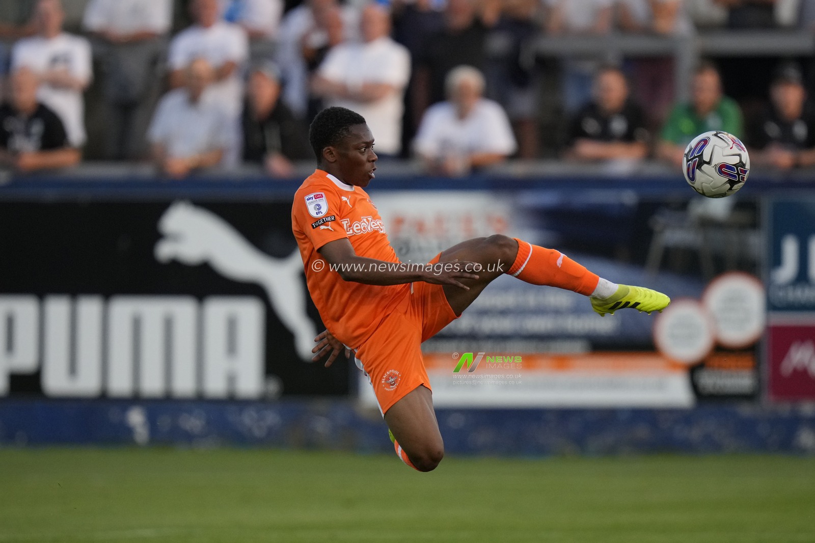 Karamoko Dembele #11 of Blackpool stretches for the ball during the EFL Trophy match Barrow vs Blackpool at SO Legal Stadium, Barrow-in-Furness, United Kingdom, 5th September 2023

(Photo by Steve Flynn/News Images)