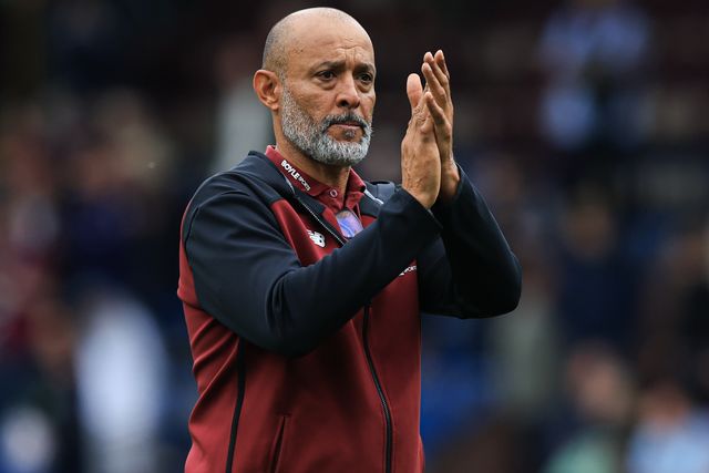 West Ham United manager Nuno Espirito Santo class fans after 2-2 draw after the Sky Bet Championship match Burnley vs West Ham United at Turf Moor, Burnley, United Kingdom on 16 August 2026

(Photo by Jorge Horsted/News Images)