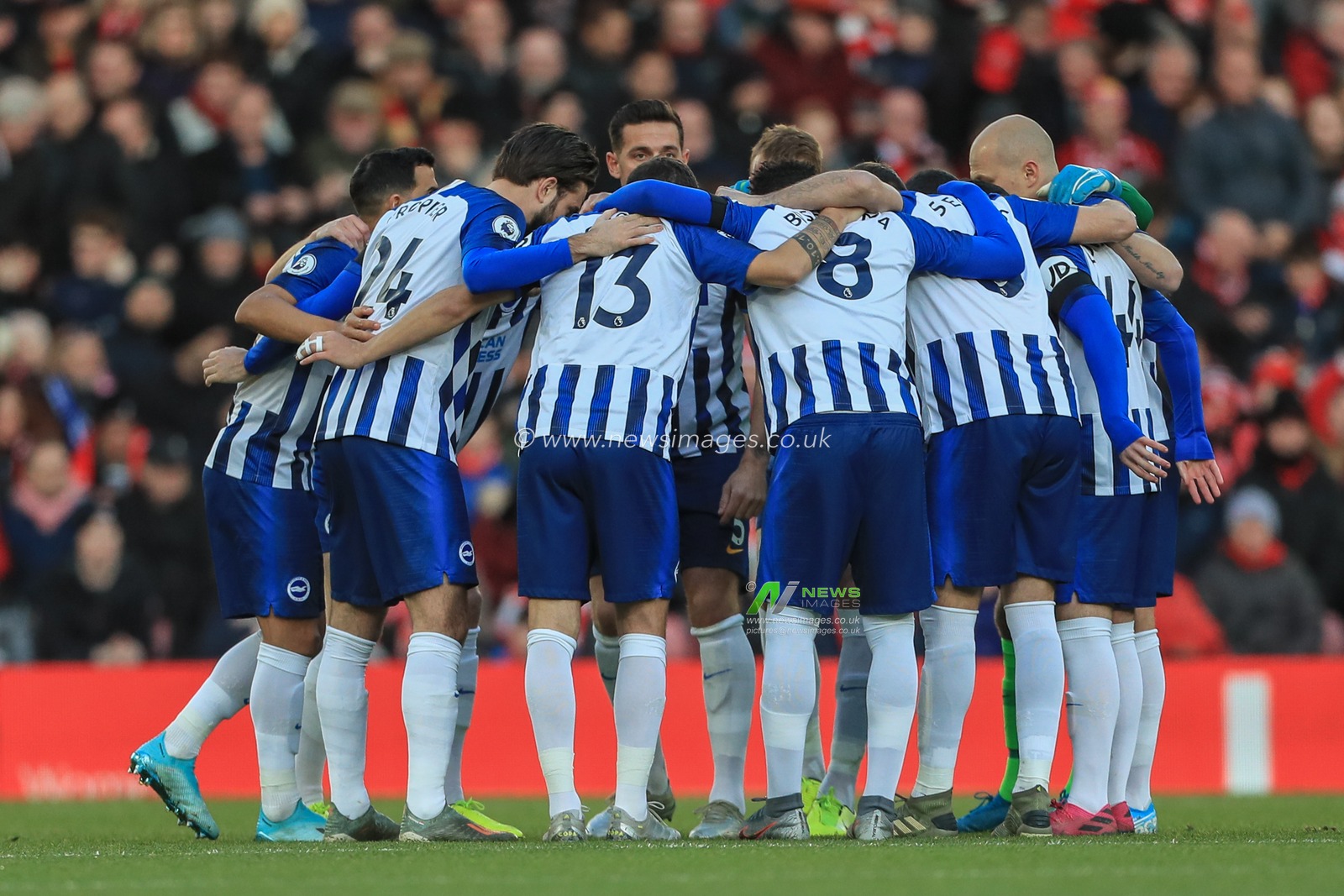 30th November 2019, Anfield, Liverpool, England; Premier League, Liverpool v Brighton and Hove Albion : Brighton gather for words before kickoff  

Credit: Mark Cosgrove/News Images