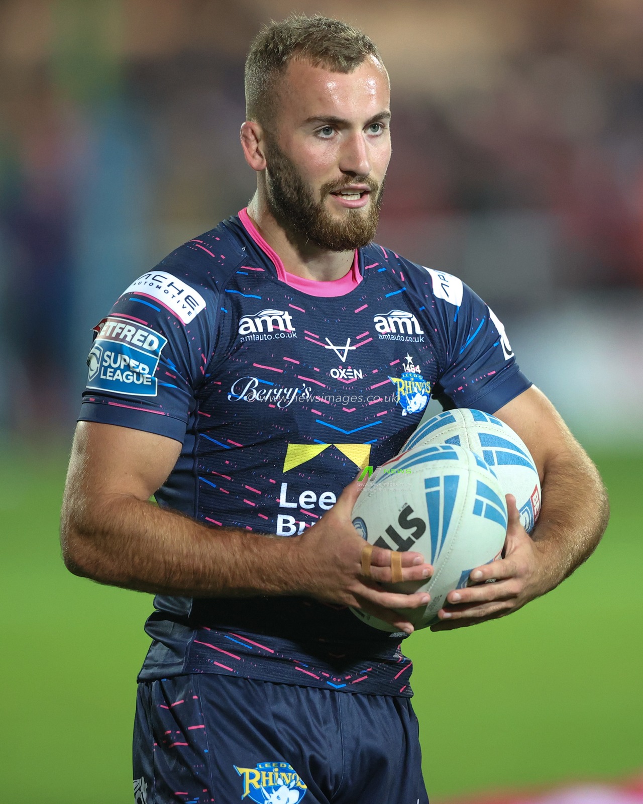 James McDonnell of Leeds Rhinos during pre-game warm up during the Betfred Super League Round 27 match Hull KR vs Leeds Rhinos at Sewell Group Craven Park, Kingston upon Hull, United Kingdom, 20th September 2024

(Photo by Alfie Cosgrove/News Images)