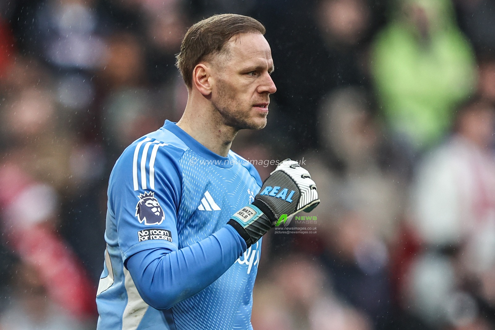 Nottingham Forest goalkeeper Matz Sels during the Premier League match Nottingham Forest vs Fulham at City Ground, Nottingham, United Kingdom on 15 March 2026

(Photo by Alfie Cosgrove/News Images)