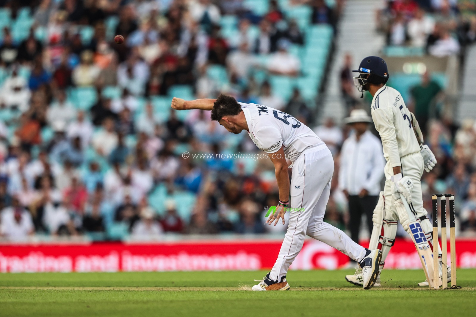 Josh Tongue of England delivers the ball during the Rothesay 5th Rothesay Test Day 1 Match England v India at The Kia Oval, London, United Kingdom, 31st July 2025

(Photo by Alfie Cosgrove/News Images)