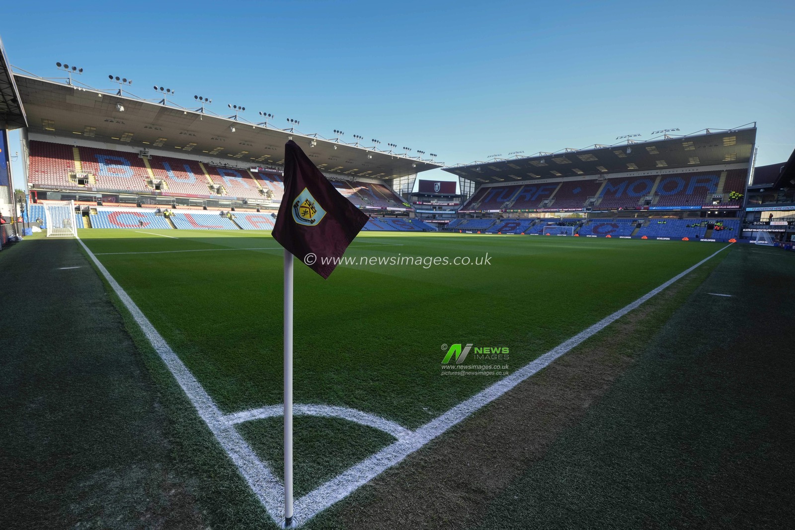 General view of Turf Moor before  the Sky Bet Championship match Burnley vs Blackburn Rovers at Turf Moor, Burnley, United Kingdom, 13th November 2022

(Photo by Steve Flynn/News Images)