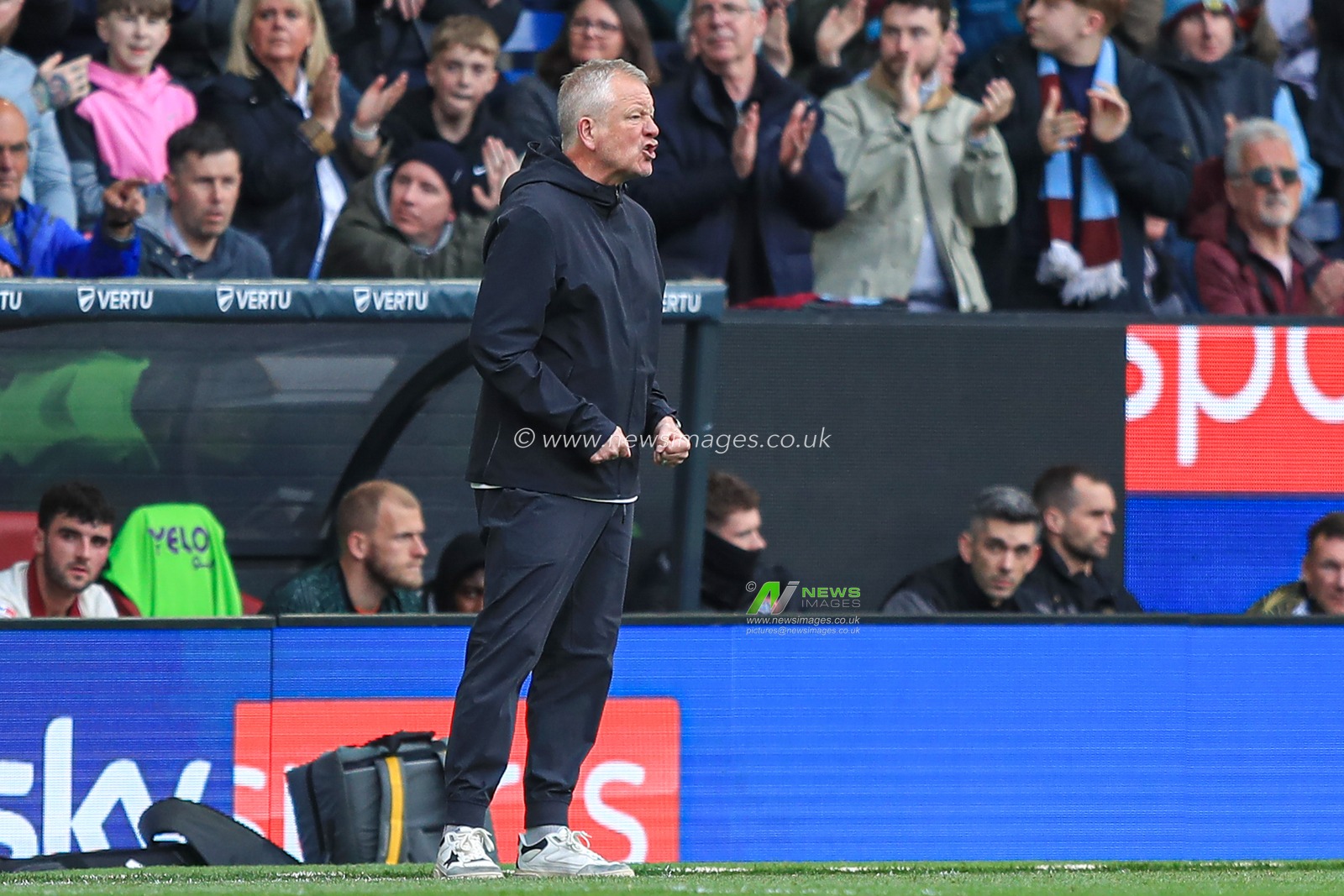 Chris Wilder manager of Sheffield United during the Sky Bet Championship match Burnley vs Sheffield United at Turf Moor, Burnley, United Kingdom, 21st April 2025

(Photo by Jorge Horsted/News Images)