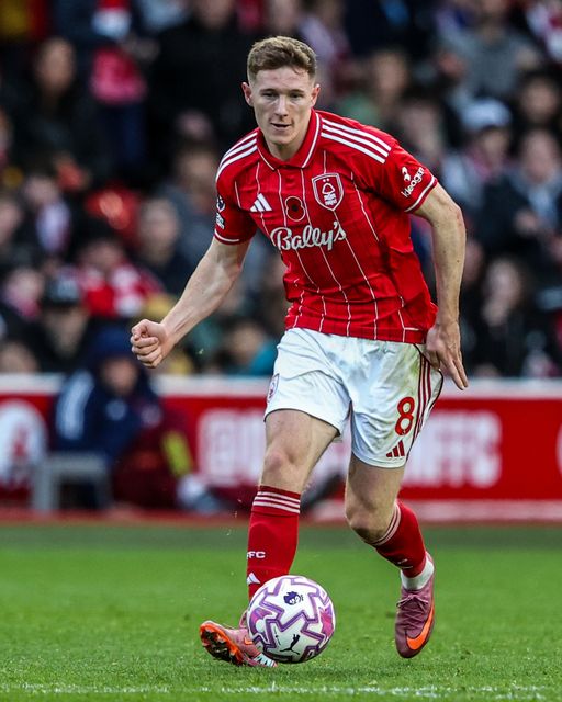 Elliot Anderson of Nottingham Forest during the Premier League match Nottingham Forest vs Manchester United at City Ground, Nottingham, United Kingdom, 1st November 2025

(Photo by Alfie Cosgrove/News Images)

*** GER AUT SUI OUT ***