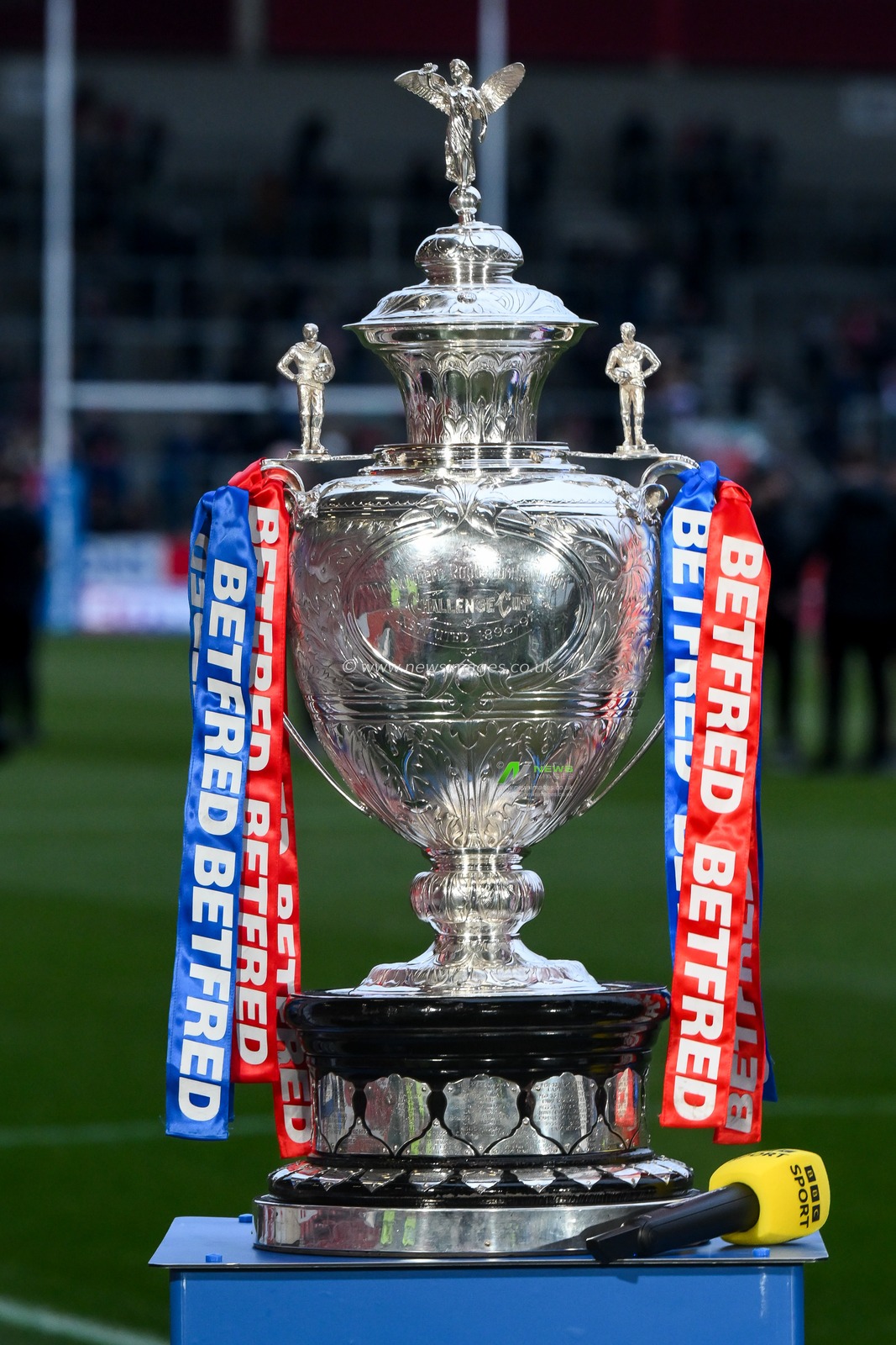 The Challenge Cup Trophy on show ahead of the draw being held ahead of the Betfred Super League Round 1 match St Helens vs Salford Red Devils at Totally Wicked Stadium, St Helens, United Kingdom, 15th February 2025

(Photo by Craig Thomas/News Images)