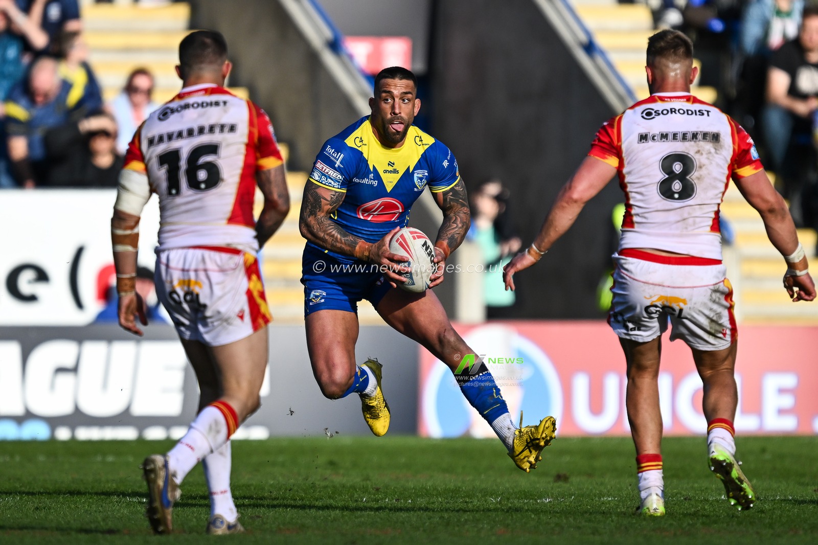 Paul Vaughan of Warrington Wolves in action during the Betfred Super League match Warrington Wolves vs Catalans Dragons at Halliwell Jones Stadium, Warrington, United Kingdom, 30th March 2024

(Photo by Craig Thomas/News Images)