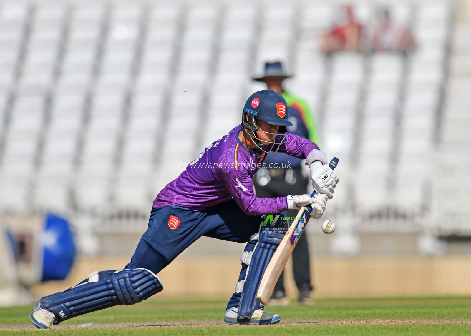 Ben ALLISON of Essex CCC batting during the Royal London One-day Cup match Nottinghamshire vs Essex at Trent Bridge, Nottingham, United Kingdom, 11th August 2024

(Photo by Mark Dunn/News Images)