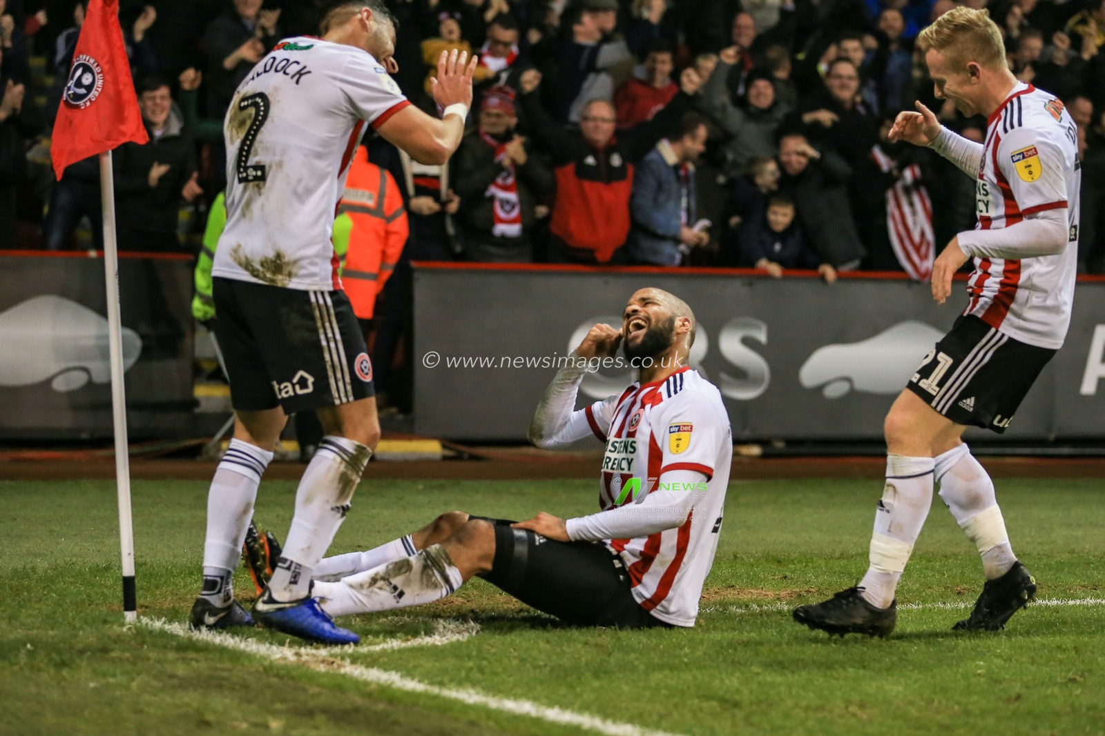 26th December 2018, Bramall Lane, Sheffield, England; Sky Bet Championship, Sheffield United vs Derby ;  David McGoldrick (17) of Sheffield United celebrates his goal to make it 2-1



Credit: Mark Cosgrove/News Images

English Football League images are subject to DataCo Licence
