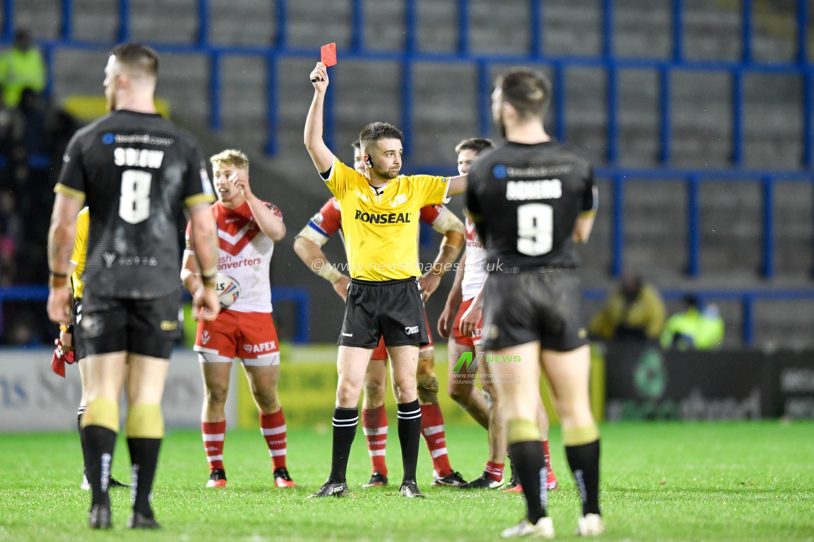 29th February 2020, Halliwell Jones Stadium, Warrington, England; Betfred Super League, Toronto Wolfpack v Saint Helens : Referee Marcus Griffiths shows Bodene Thompson (12) of Toronto Wolfpack (not pictured) a red card