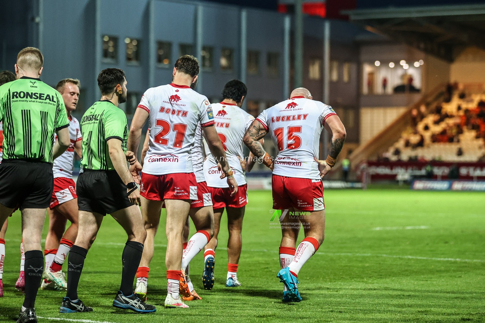 Sam Luckley of Hull KR celebrates his try during the Betfred Super League round 12 match Hull KR vs Wigan Warriors at Sewell Group Craven Park, Hull, United Kingdom on 21 May 2026

(Photo by Alfie Cosgrove/News Images)