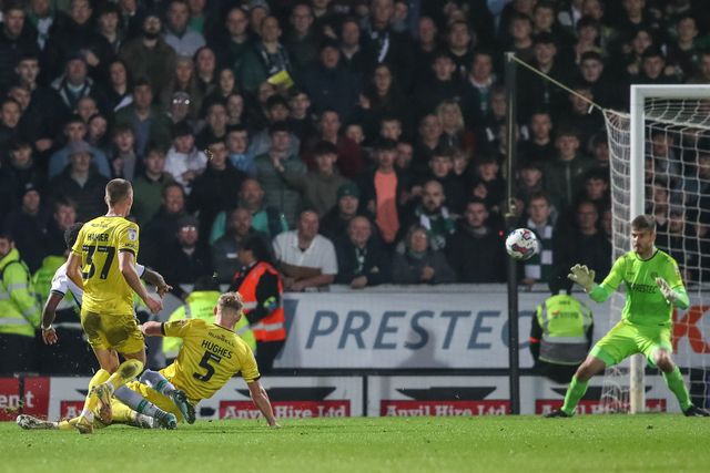Sky Bet League 1 Burton Albion v Plymouth Argyle