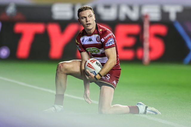 Jai Field of Wigan Warriors celebrates his try to make it 10-0 during the Betfred Super League Round 26 match Wigan Warriors vs Castleford Tigers at The Brick Community Stadium, Wigan, United Kingdom, 12th September 2025

(Photo by Alfie Cosgrove/News Images)