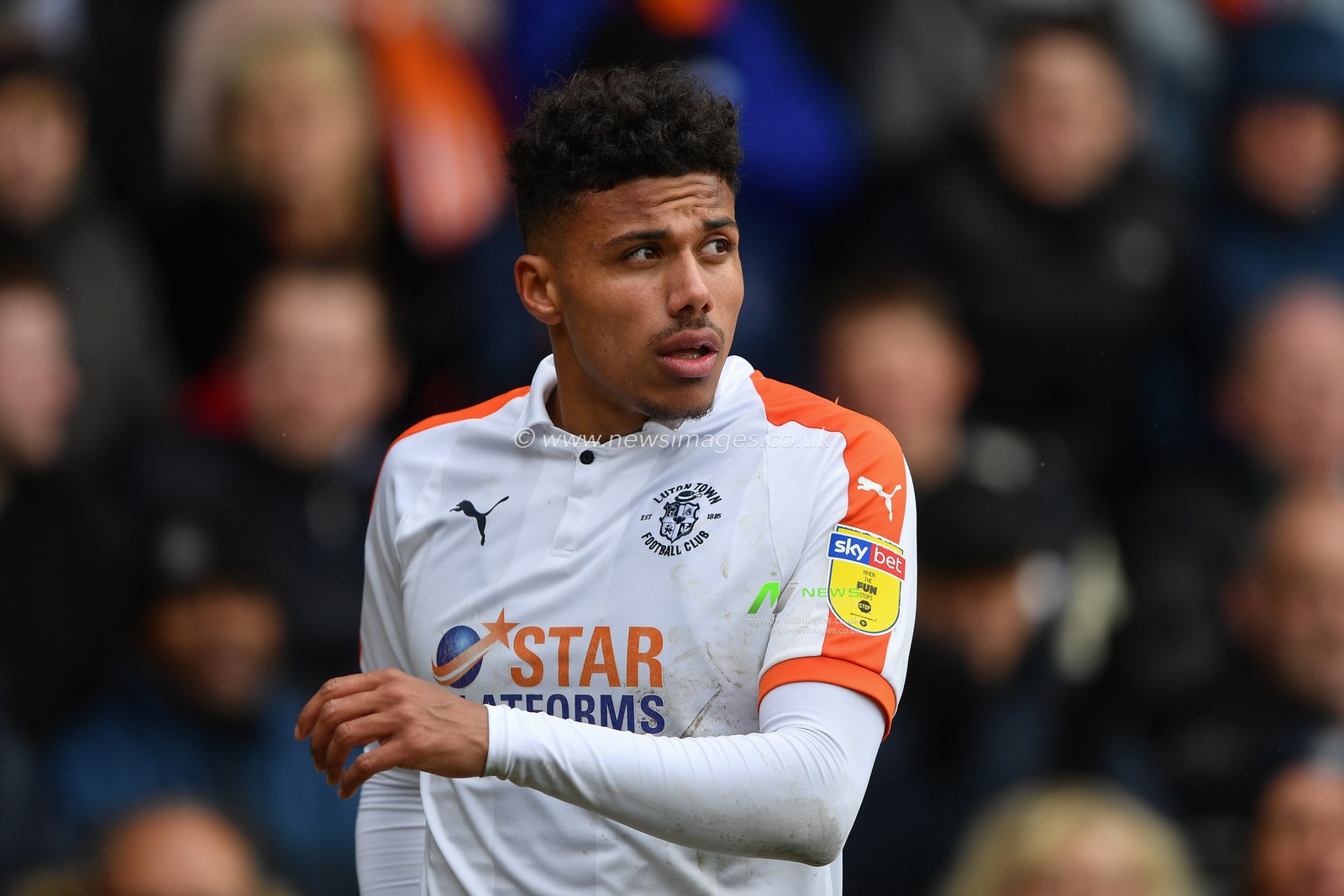 27th April 2019, Pirelli Stadium, Burton upon Trent, England; Sky Bet League One, Burton Albion vs Luton Town ; James Justin (2) of Luton Town 


Credit: Jon Hobley/News Images

English Football League images are subject to DataCo Licence