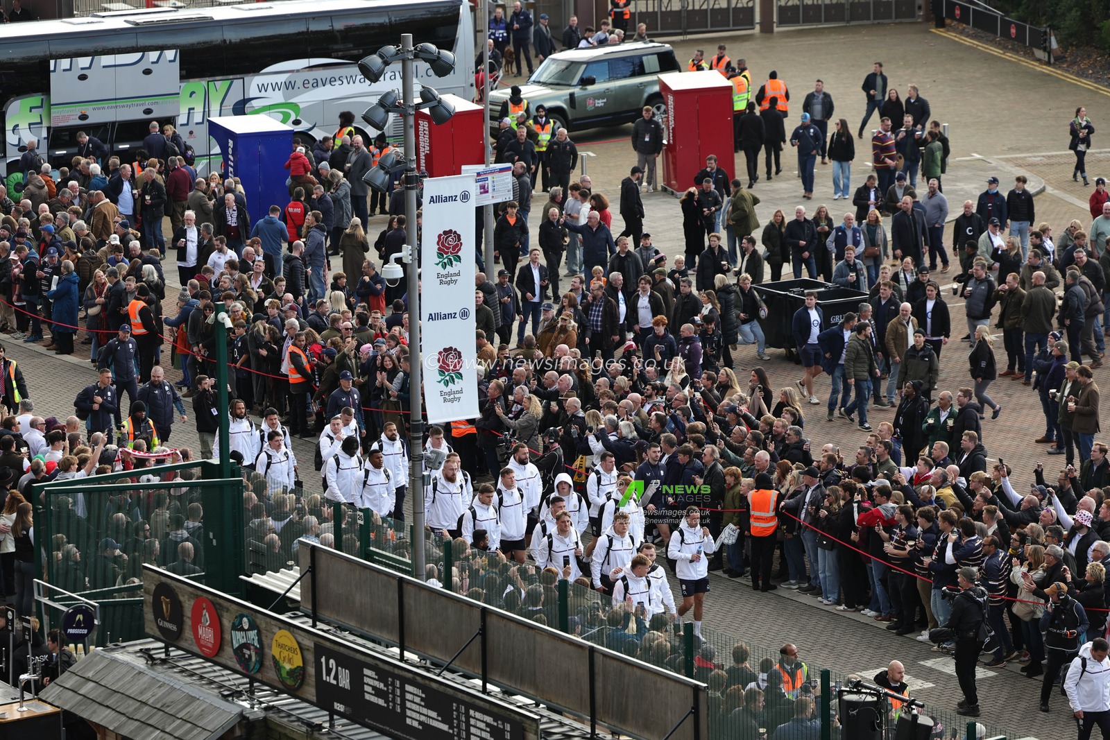 England players arrive during the Quilter Nations Series 2025 match England vs Australia at Allianz Stadium, Twickenham, United Kingdom, 1st November 2025

(Photo by Mark Cosgrove/News Images)

*** GER AUT SUI OUT ***