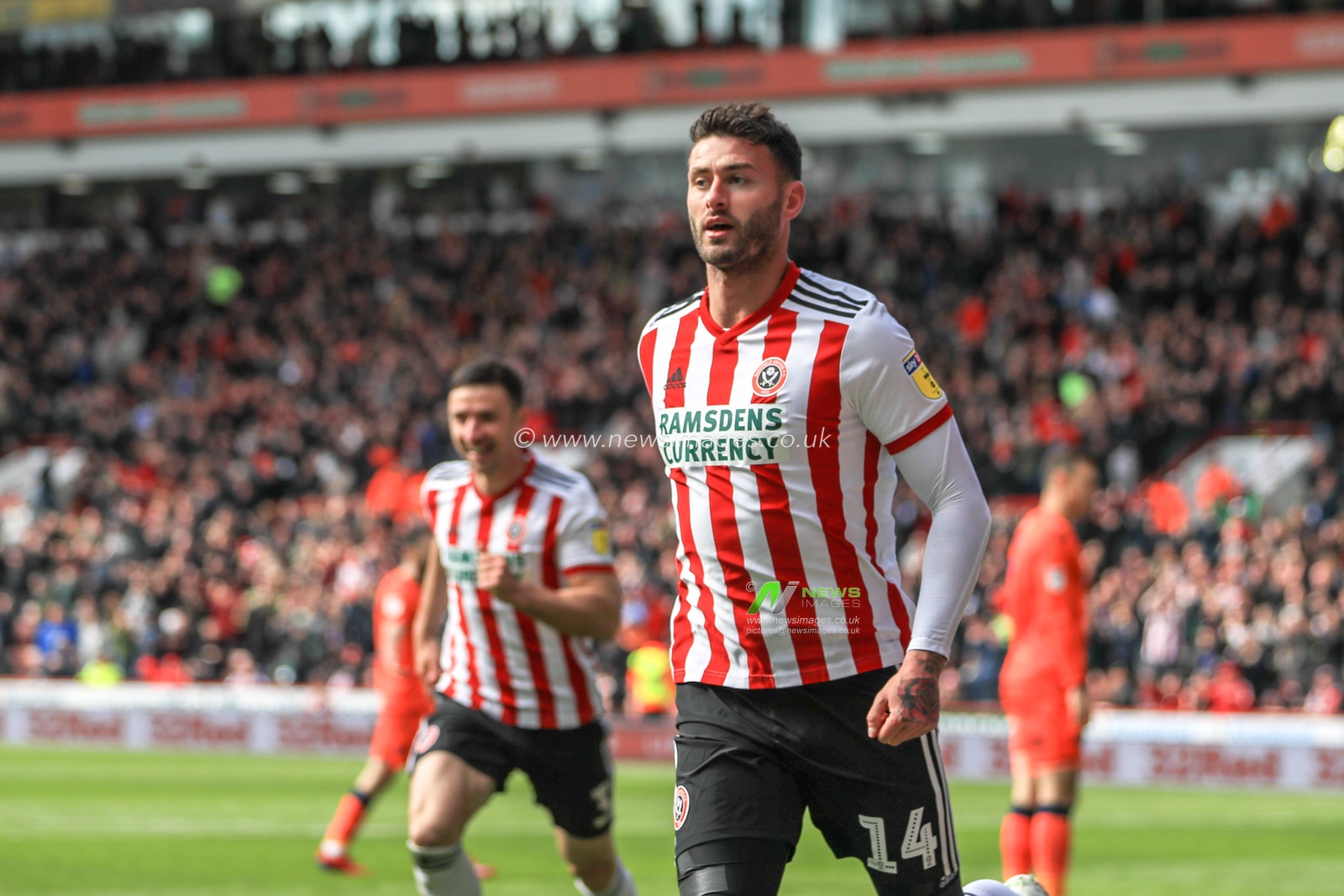 13th April 2019 , Bramall Lane, Sheffield, England; Sky Bet Championship, Sheffield United vs Millwall ; Gary Madine (14) of Sheffield United celebrates his goal to make it 1-0


Credit: Mark Cosgrove/News Images

English Football League images are subject to DataCo Licence
