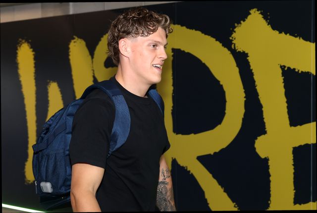 Arron Lindop of Warrington Wolves arrives during the Betfred Super League round 15 match Warrington Wolves vs Leeds Rhinos at The Halliwell Jones Stadium, Warrington, United Kingdom on 18 June 2026

(Photo by Alfie Cosgrove/News Images)