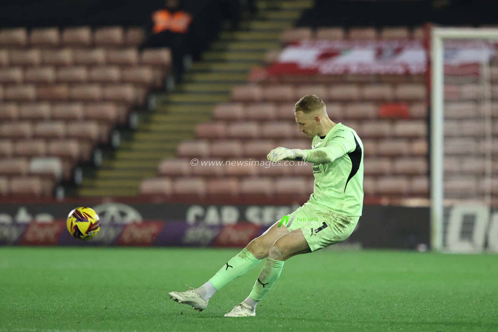 Cameron Dawson of Rotherham United takes a free kick during the Sky Bet League 1 match Barnsley vs Rotherham United at Oakwell, Barnsley, United Kingdom, 8th November 2024

(Photo by Alfie Cosgrove/News Images)