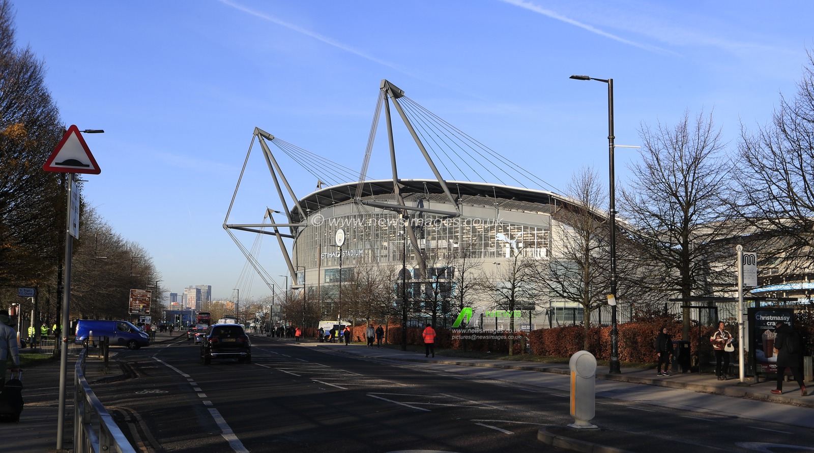 The approach to the Etihad Stadium ahead of the Premier League match Manchester City vs Liverpool at Etihad Stadium, Manchester, United Kingdom, 25th November 2023

(Photo by Conor Molloy/News Images)