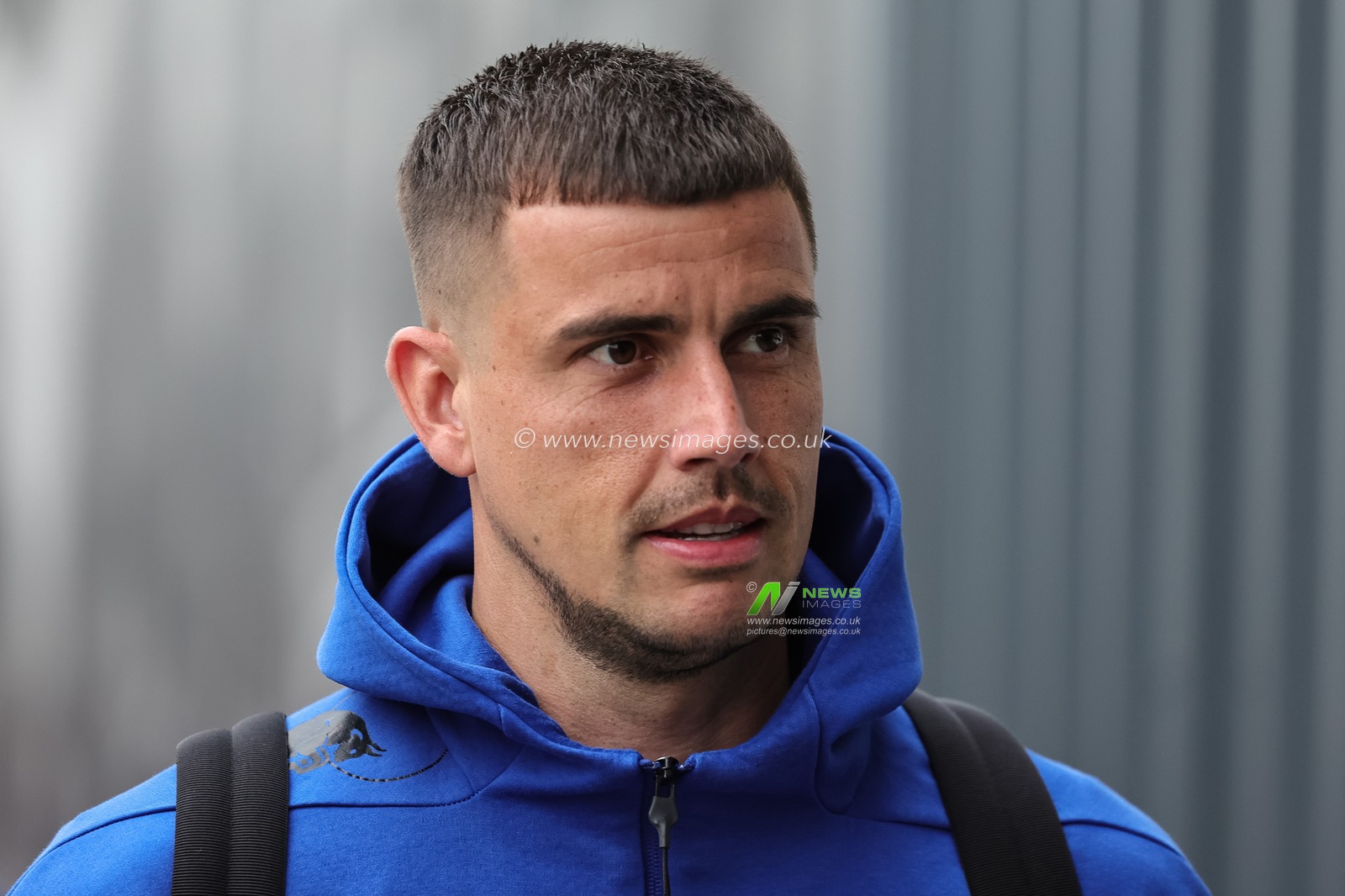 Leeds United goalkeeper Karl Darlow arrives during the Premier League match Leeds United vs Burnley at Elland Road, Leeds, United Kingdom on 01 May 2026

(Photo by Mark Cosgrove/News Images)