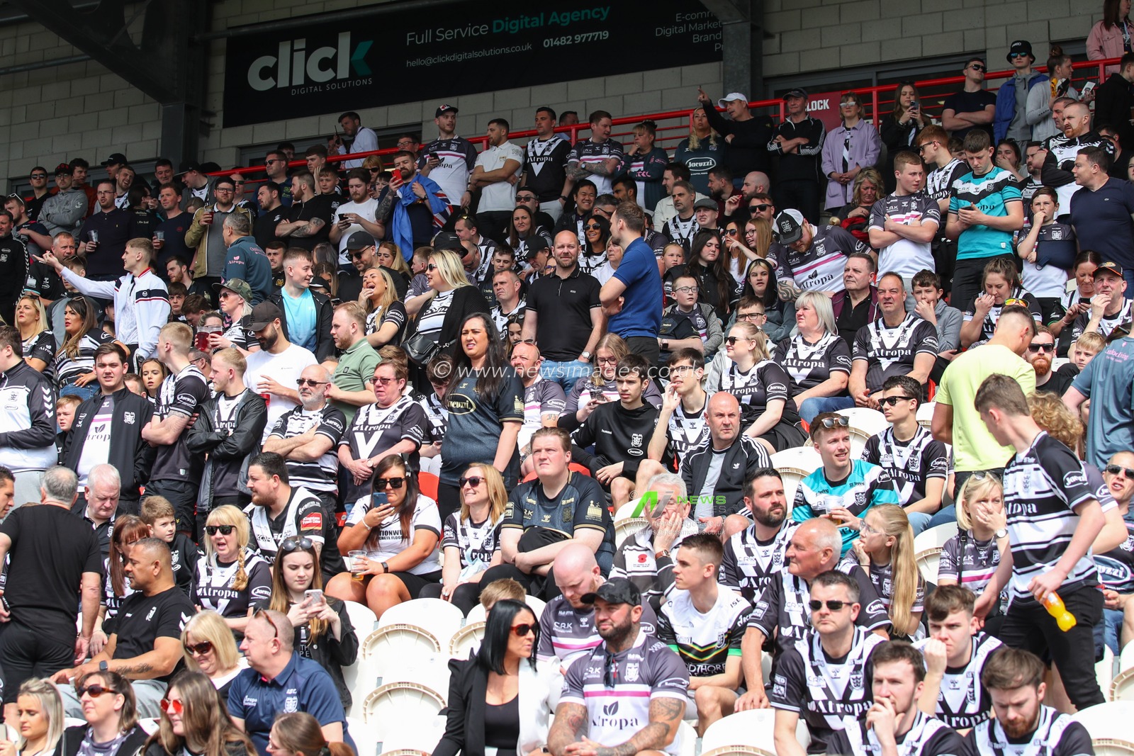 Hull FC fans look forward to the kick-off