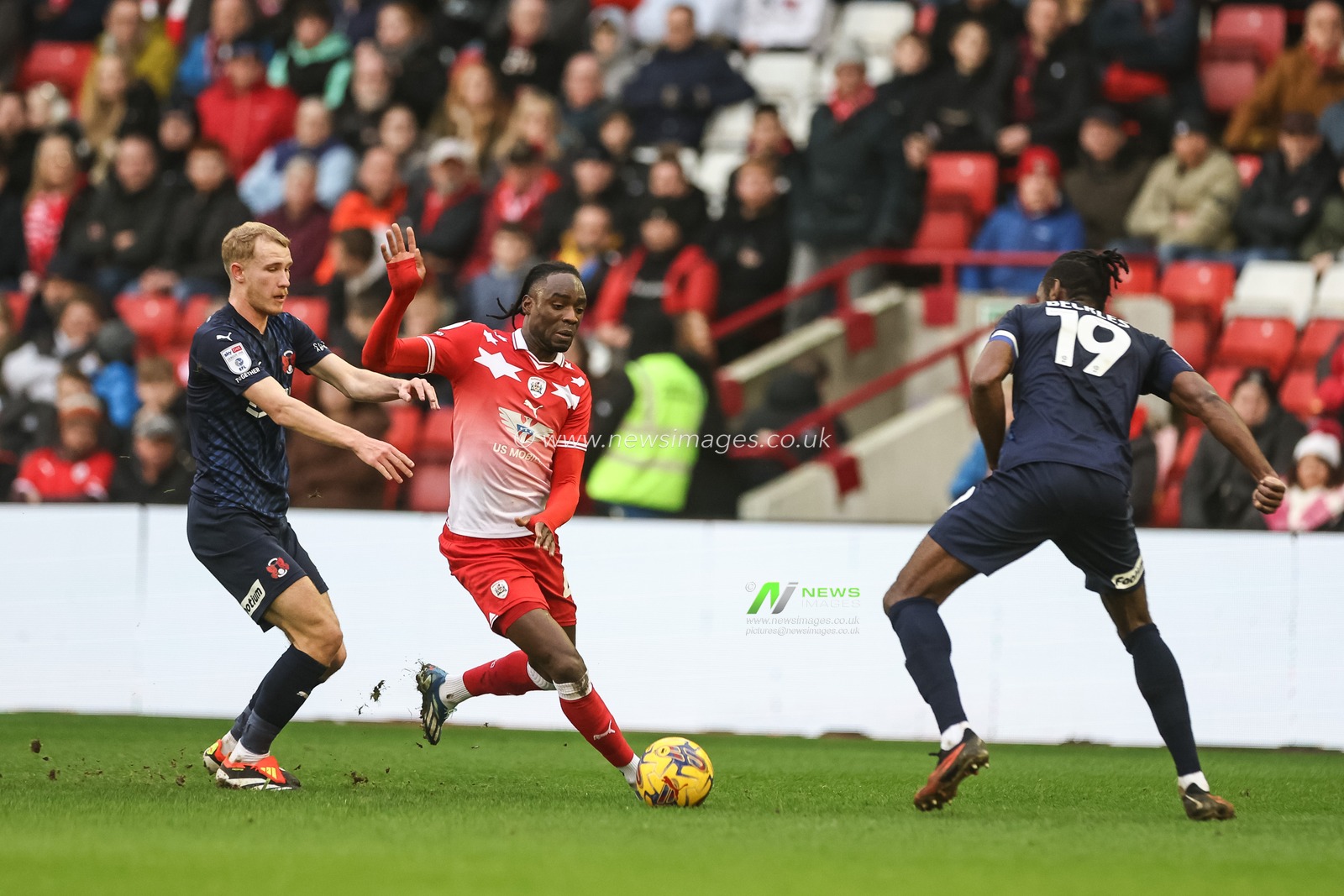 Devante Cole of Barnsley breaks with the ball during the Sky Bet League 1 match Barnsley vs Leyton Orient at Oakwell, Barnsley, United Kingdom, 10th February 2024

(Photo by Mark Cosgrove/News Images)