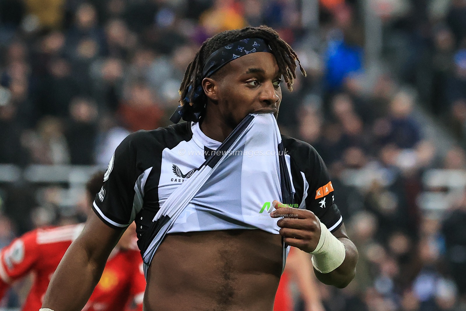Allan Saint-Maximin #10 of Newcastle United reacts to a near miss on goal
