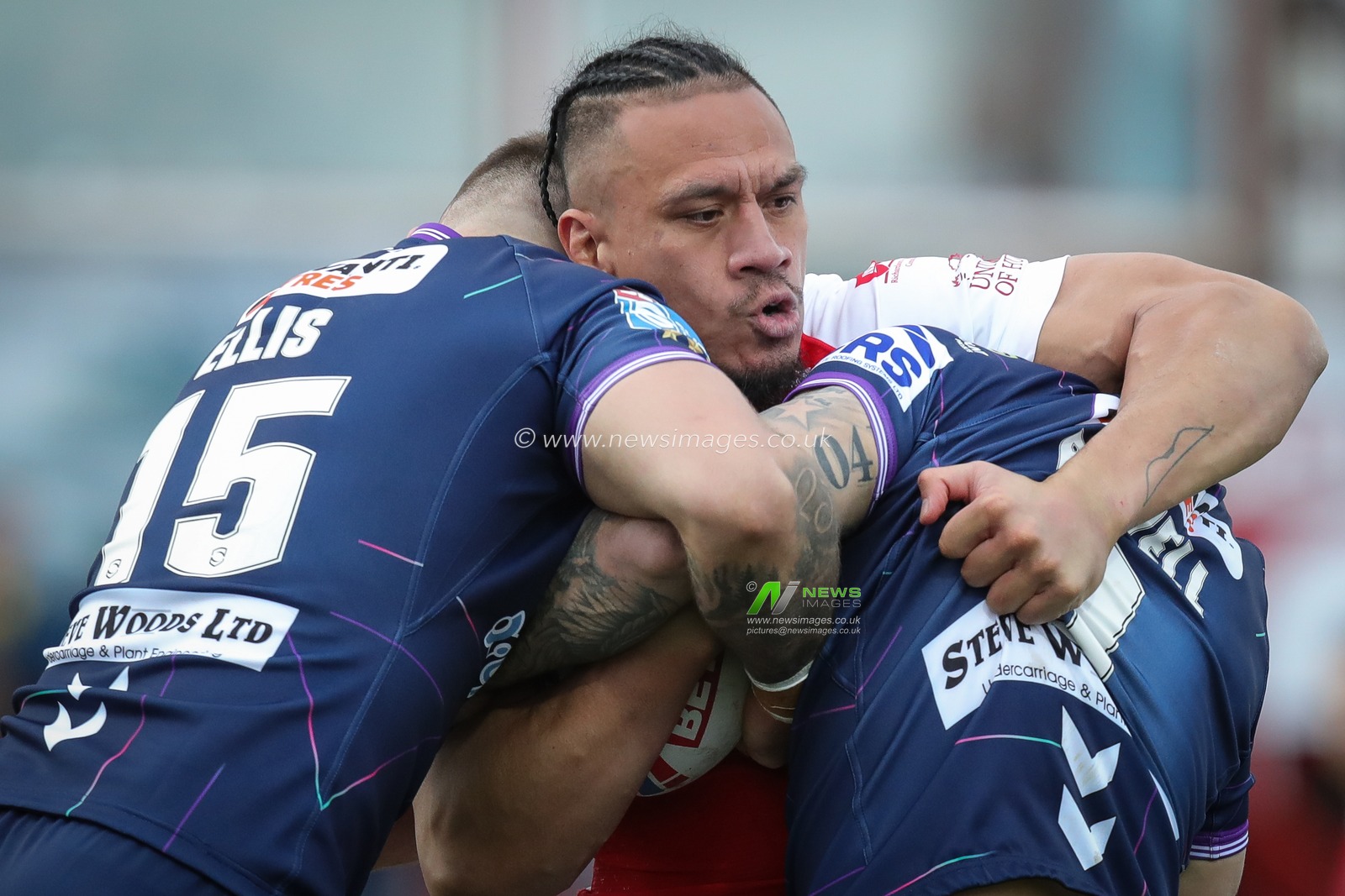 Sauaso â€˜Jesseâ€™ Sue #8 of Hull KR in action during the Betfred Super League Round 1 match Hull KR vs Wigan Warriors at Sewell Group Craven Park, Kingston upon Hull, United Kingdom, 18th February 2023

(Photo by James Heaton/News Images)
