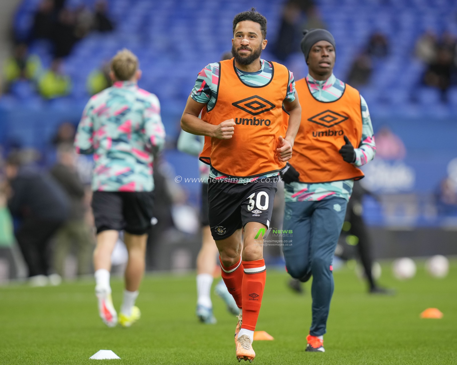 Andros Townsend of Luton Town warms up before the Emirates FA Cup Fourth Round match Everton vs Luton Town at Goodison Park, Liverpool, United Kingdom, 27th January 2024

(Photo by Steve Flynn/News Images)