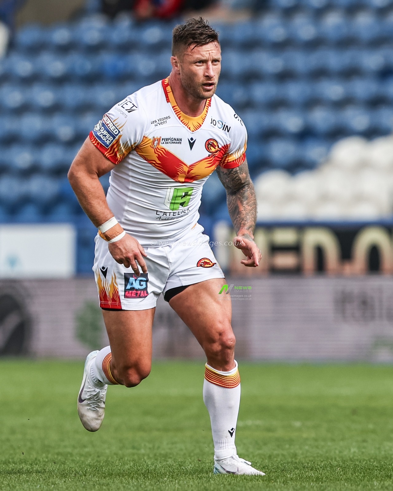Tariq Sims of Catalan Dragons during the Betfred Super League match Huddersfield Giants vs Catalans Dragons at John Smith's Stadium, Huddersfield, United Kingdom, 13th April 2025

(Photo by Alfie Cosgrove/News Images)