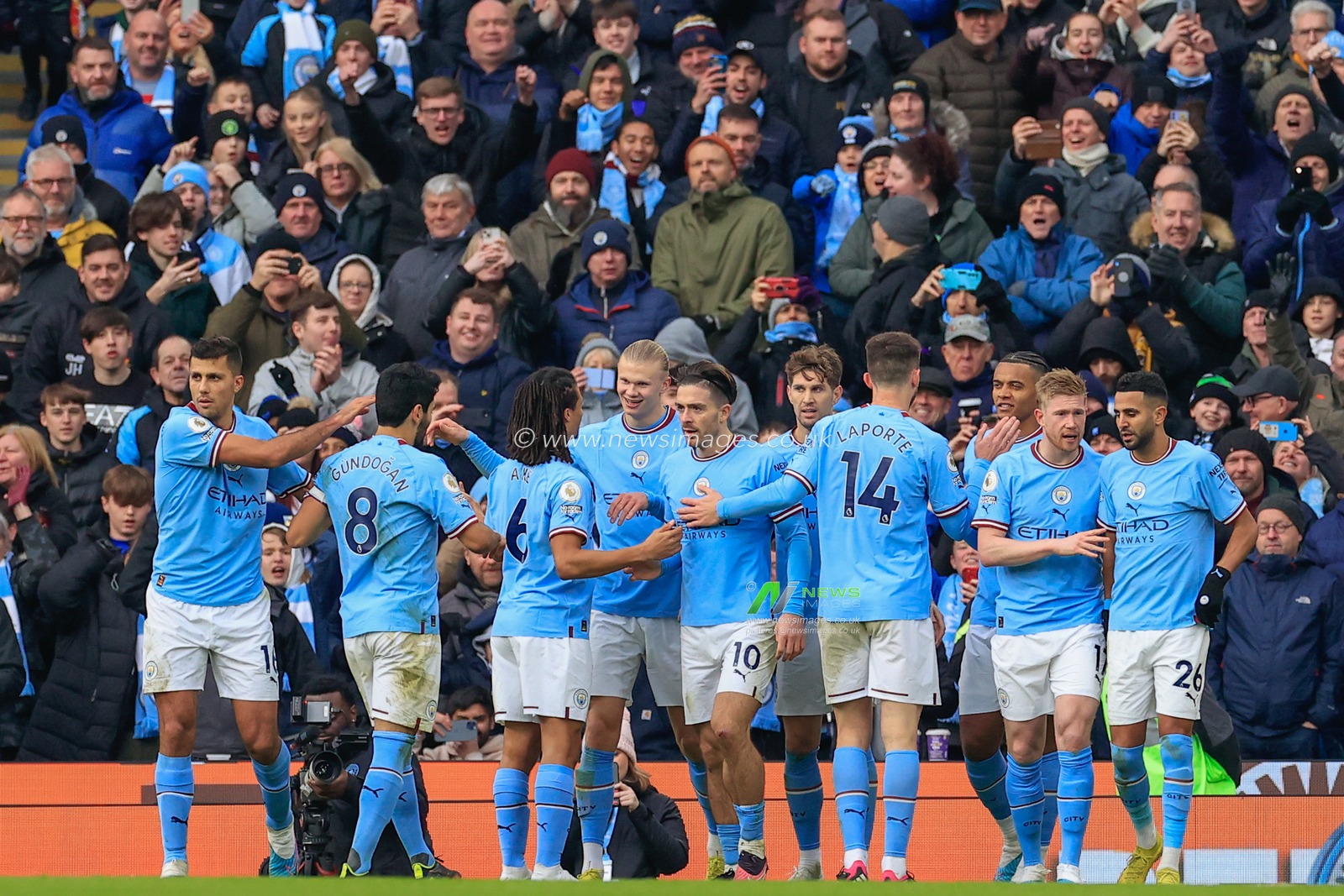 Erling Haaland #9 of Manchester City celebrates his goal to make it 2-0 with teammates during the Premier League match Manchester City vs Wolverhampton Wanderers at Etihad Stadium, Manchester, United Kingdom, 22nd January 2023

(Photo by Conor Molloy/News Images)