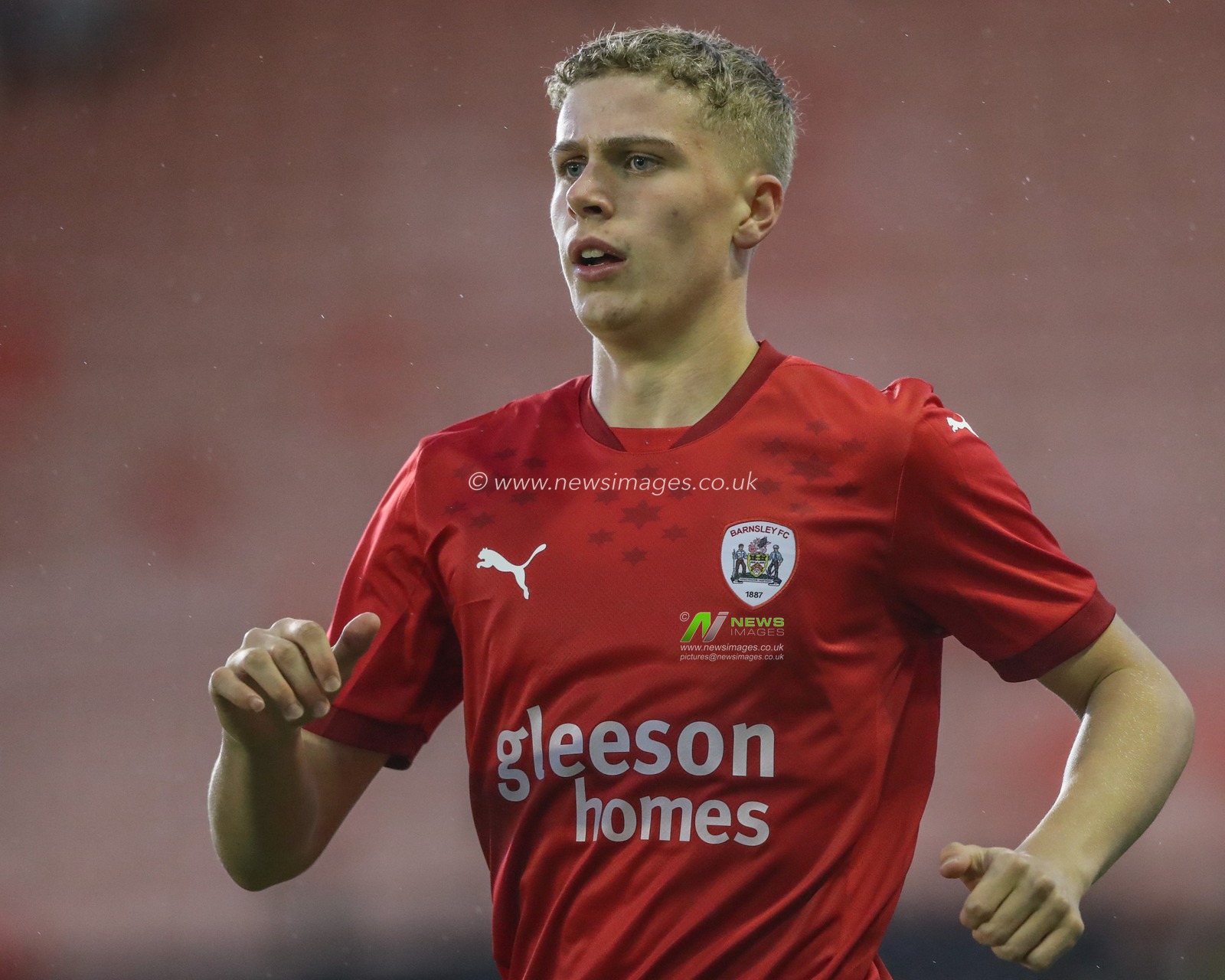 15-year old Oliver Wilkinson makes his professional debut for Barnsley during the Bristol Street Motors Trophy match Barnsley vs Manchester United U21 at Oakwell, Barnsley, United Kingdom, 20th August 2024

(Photo by Alfie Cosgrove/News Images)
