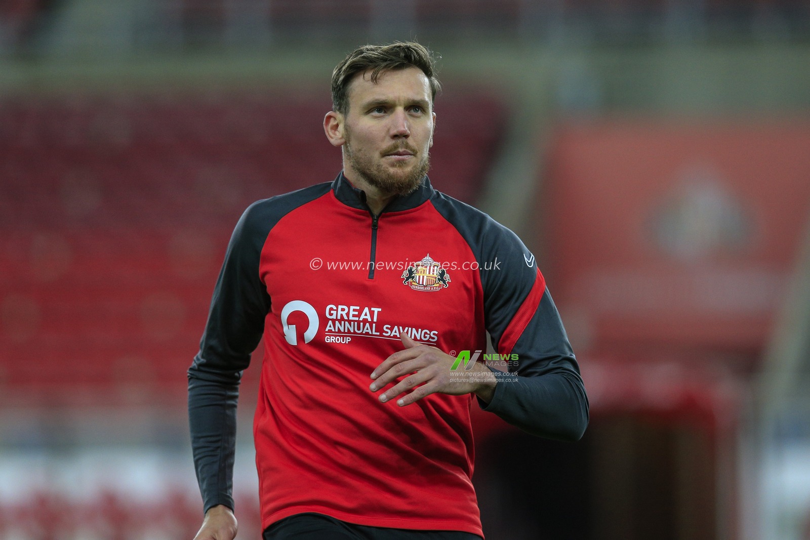 Charlie Wyke #9 of Sunderland during the pre-game warmup
