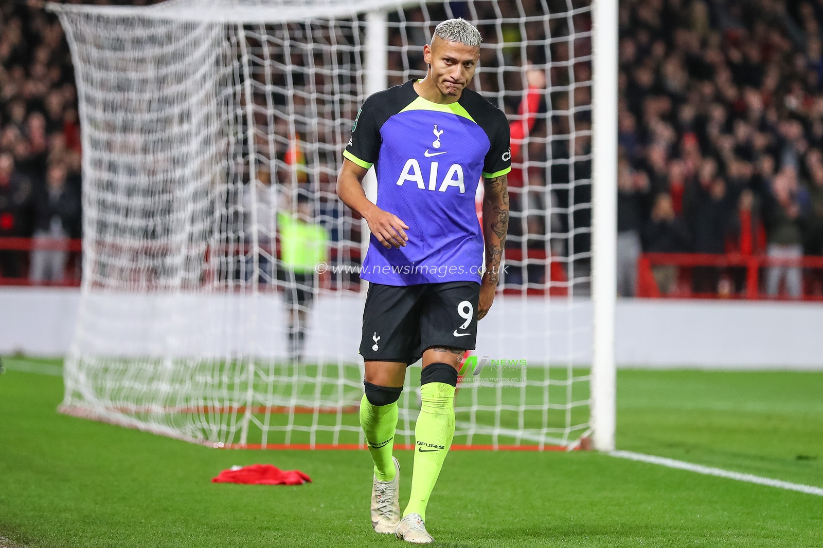Richarlison #9 of Tottenham Hotspur looks dejected after his goal is ruled out for offside during the Carabao Cup Third Round match Nottingham Forest vs Tottenham Hotspur at City Ground, Nottingham, United Kingdom, 9th November 2022

(Photo by Gareth Evans/News Images)