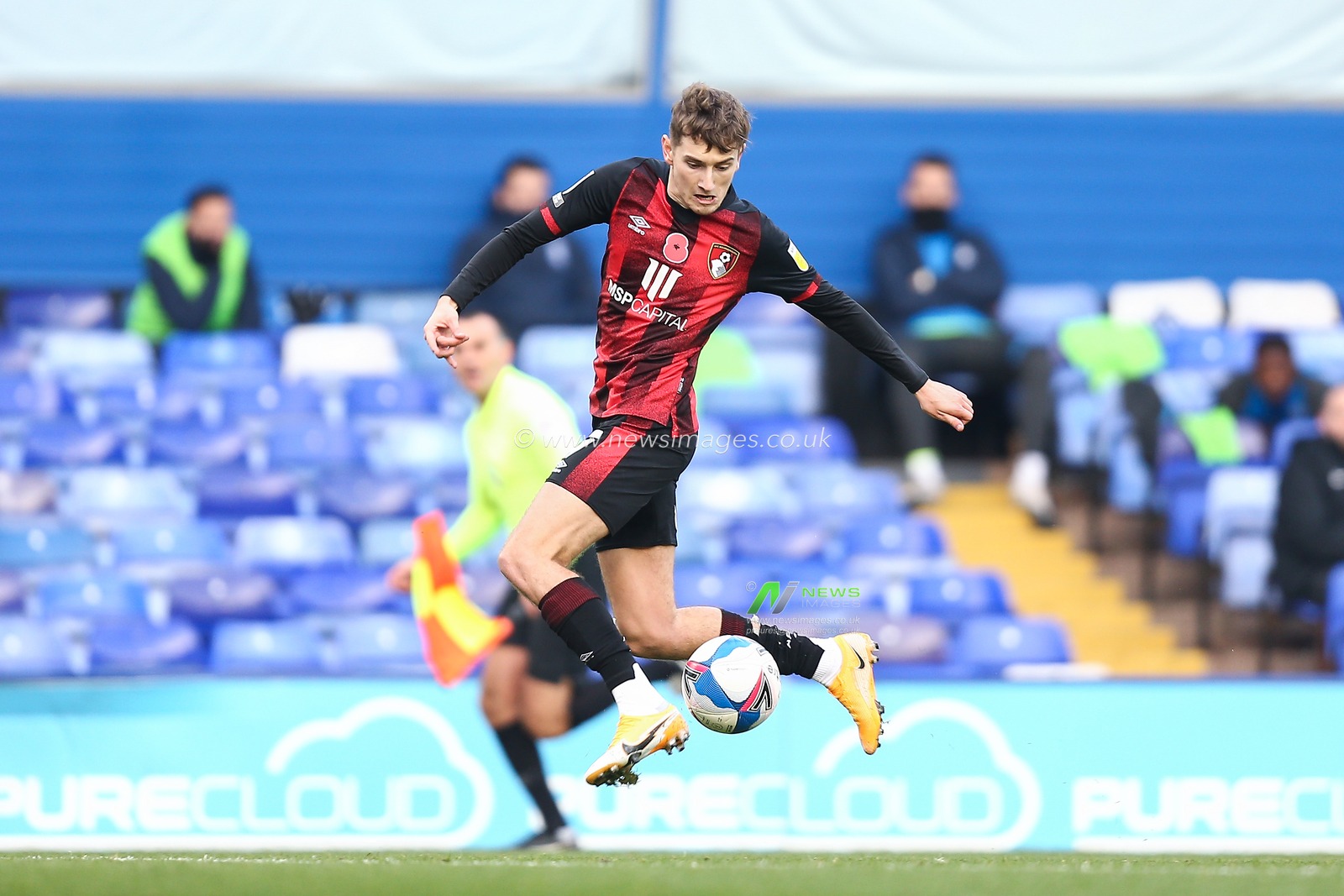 David Brooks #7 of Bournemouth controls the ball