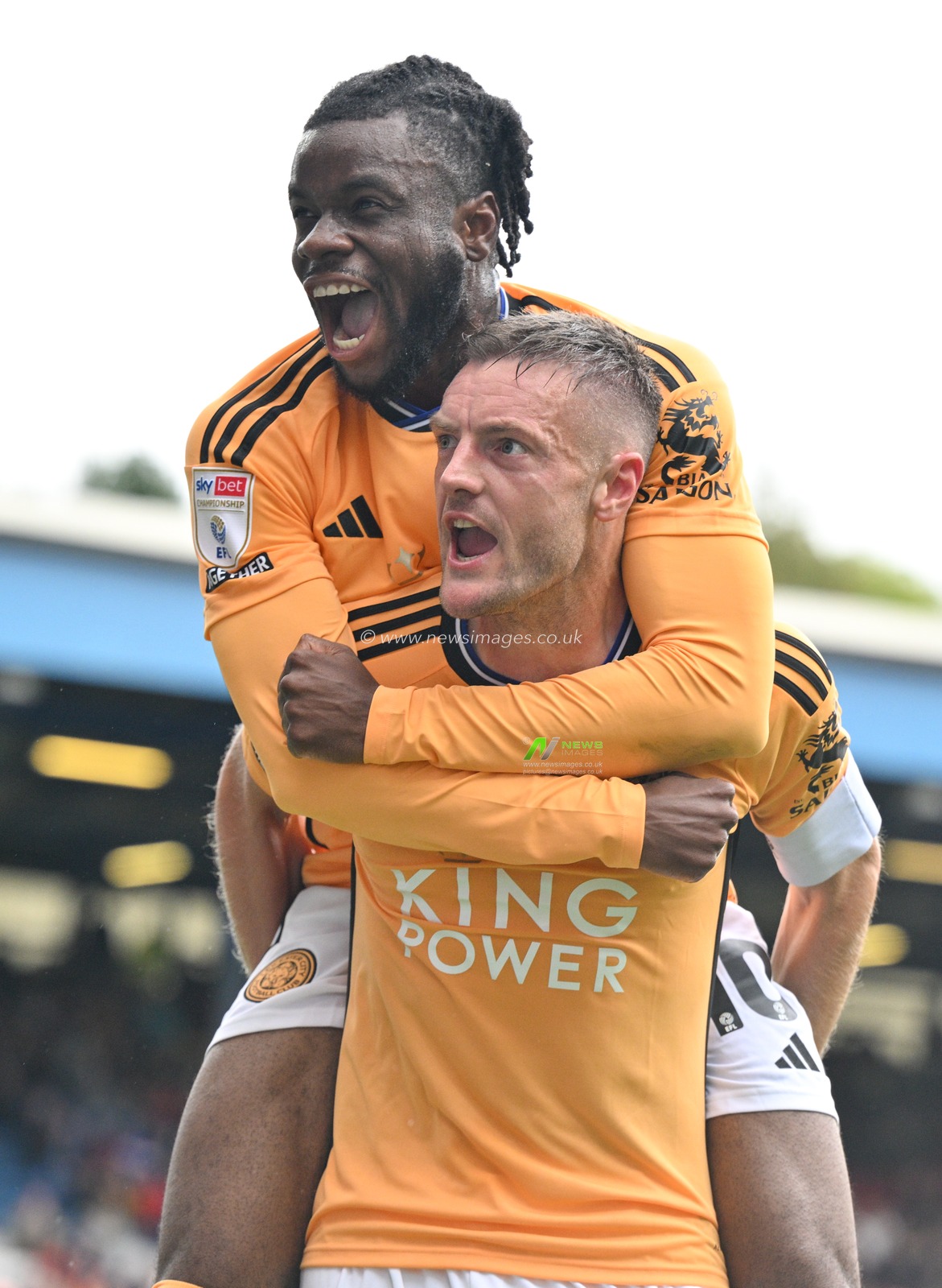 Jamie Vardy #9 of Leicester City celebrates his goal, during the Sky Bet Championship match Blackburn Rovers vs Leicester City at Ewood Park, Blackburn, United Kingdom, 1st October 2023

(Photo by Cody Froggatt/News Images)