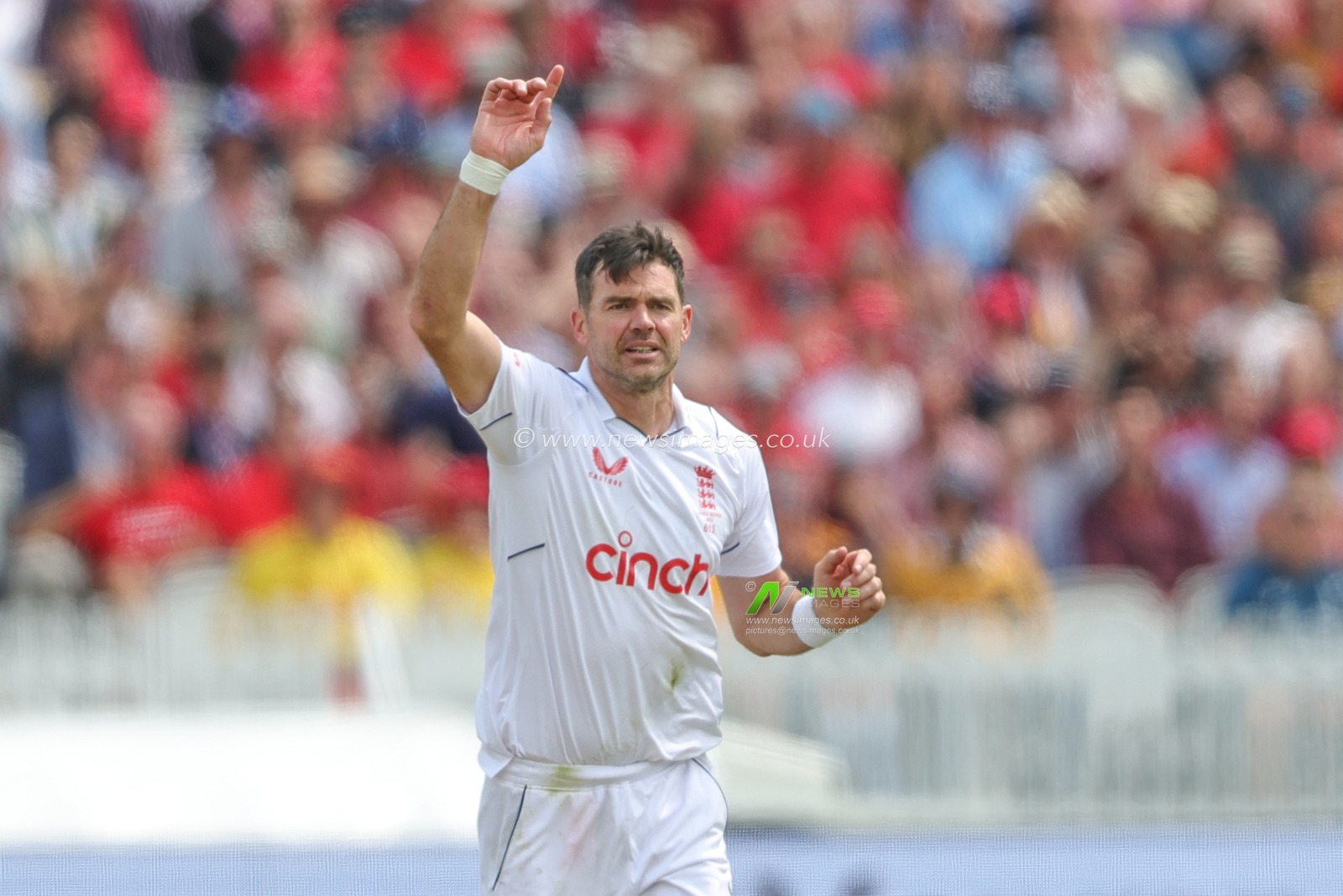 James Anderson of England celebrates the wicket of Mitchell Starc of Australia during the LV= Insurance Ashes Test Series Second Test Day 2 England v Australia at Lords, London, United Kingdom, 29th June 2023

(Photo by Mark Cosgrove/News Images)