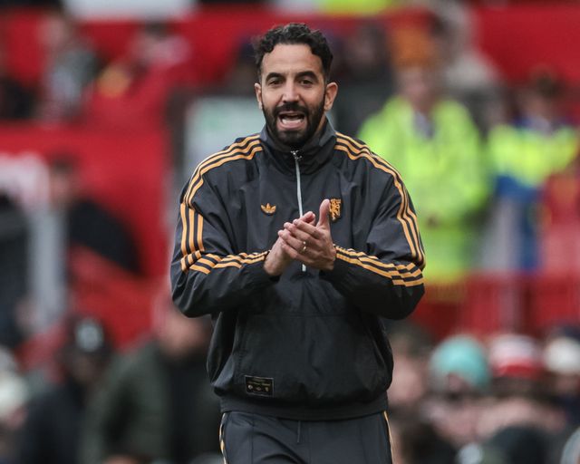 Ruben Amorim manager of Manchester United applauds his players during the Premier League match Manchester United vs Sunderland at Old Trafford, Manchester, United Kingdom, 4th October 2025

(Photo by Mark Cosgrove/News Images)