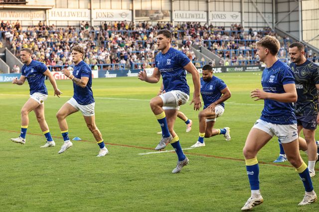 Sam Stone of Warrington Wolves \in the pre-game warm up during the Betfred Super League round 23 match Warrington Wolves vs York Knights at The Halliwell Jones Stadium, Warrington, United Kingdom on 13 August 2026

(Photo by Mark Cosgrove/News Images)